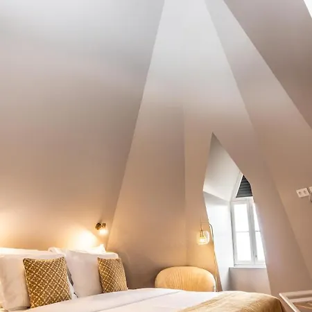 1905 Zino's Palace Hotell