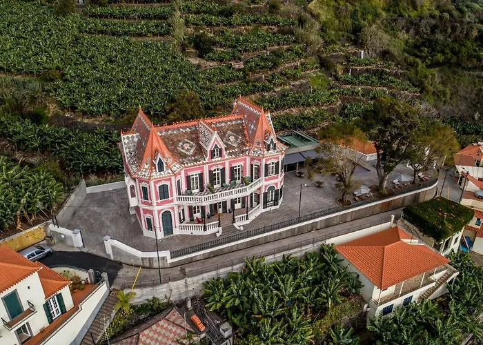 1905 Zino's Palace Ponta do Sol (Madeira)