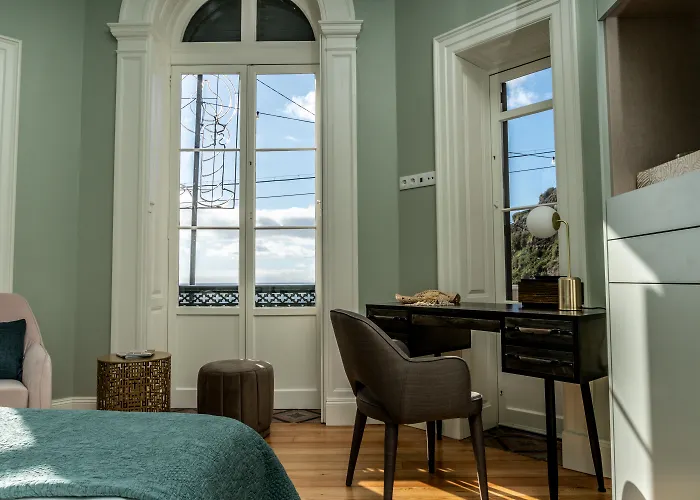 1905 Zino's Palace Ponta do Sol (Madeira)