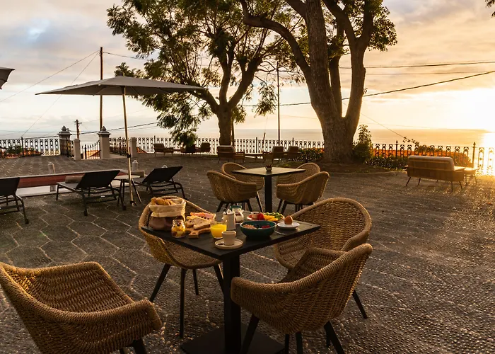 1905 Zino's Palace Hotel Ponta do Sol (Madeira)