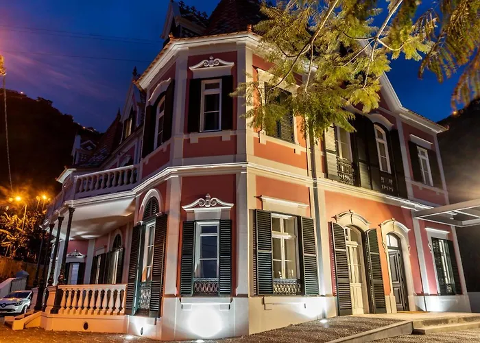 1905 Zino's Palace Ponta do Sol (Madeira)